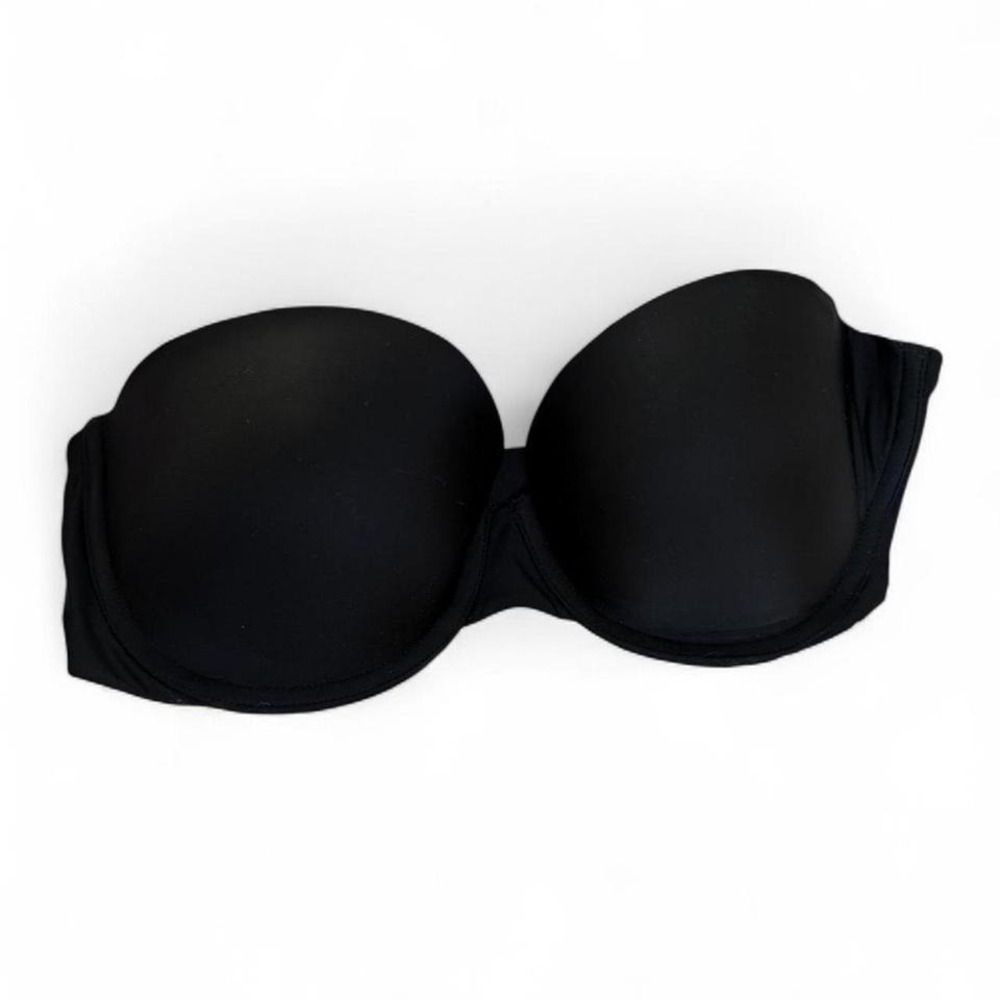 Black Victoria Secret strapless bra!‎